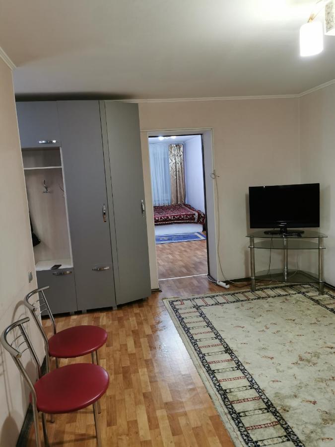 2 Комн Квартира В Центре По Пушкина コスタナイ エクステリア 写真
